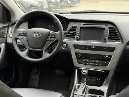 Hyundai Sonata 2015 года за 8 750 000 тг. в Алматы – фото 3