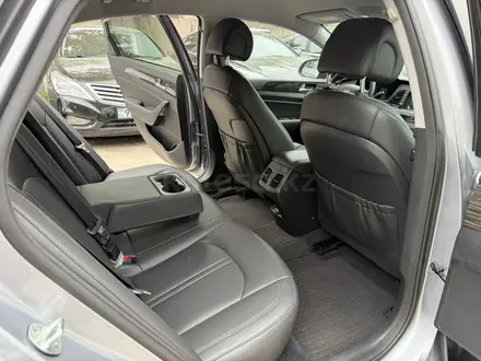 Hyundai Sonata 2015 года за 8 750 000 тг. в Алматы – фото 31