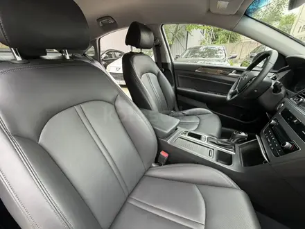 Hyundai Sonata 2015 года за 8 750 000 тг. в Алматы – фото 36