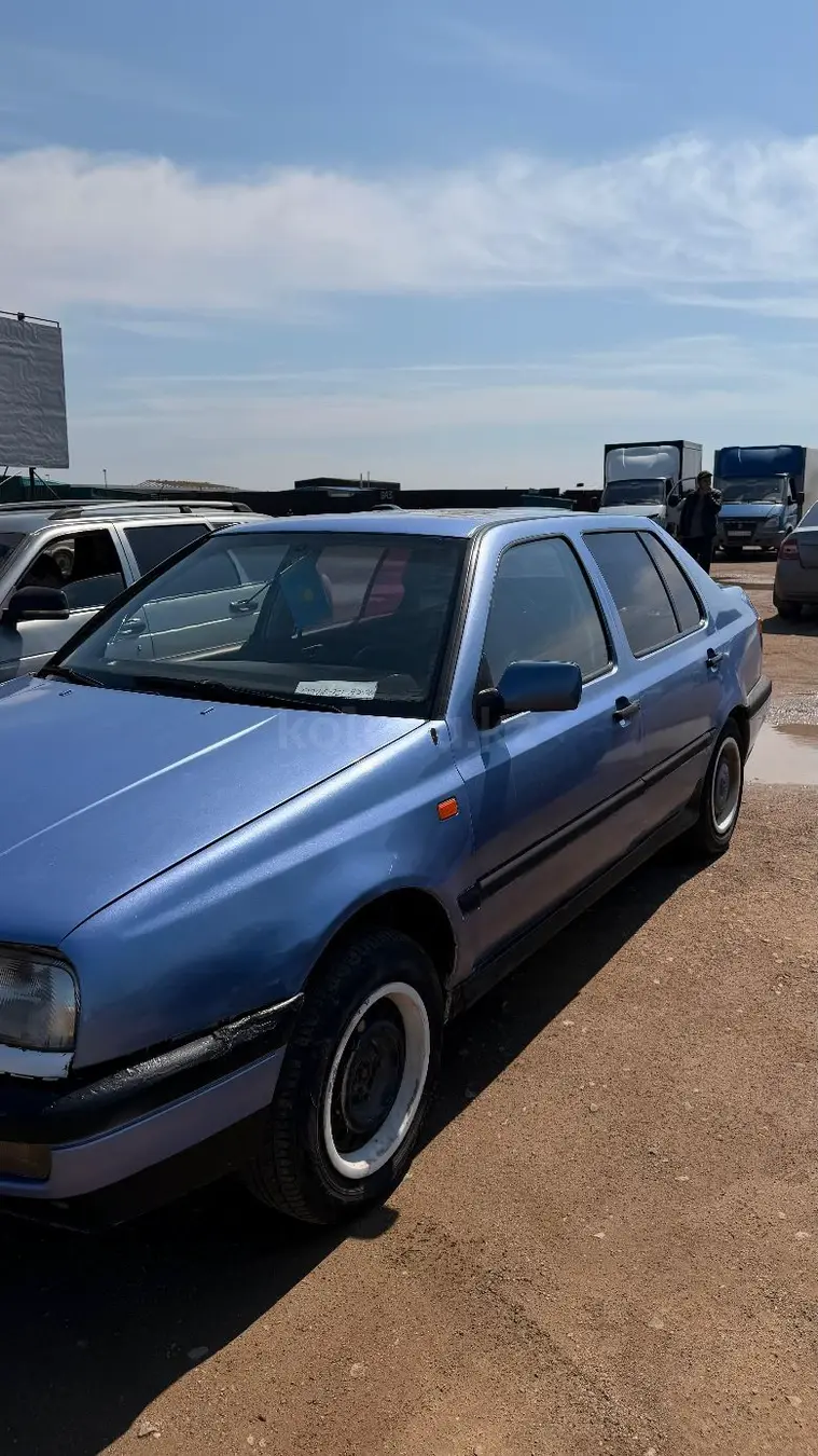 Volkswagen Vento, 1993