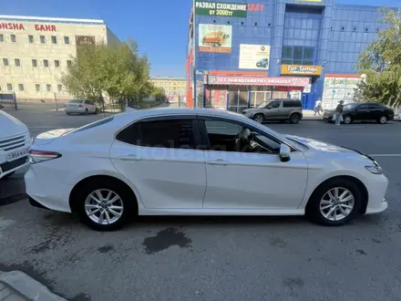 Toyota Camry 2019 года за 12 500 000 тг. в Астана – фото 30