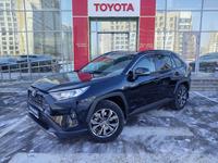 Toyota RAV4 2023 годаfor18 100 000 тг. в Астана