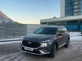 Hyundai Santa Fe 2022 года за 20 000 000 тг. в Астана