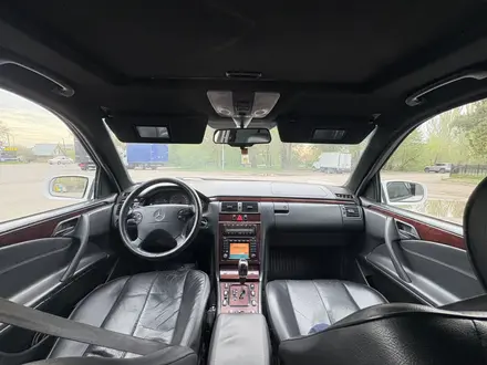 Mercedes-Benz E 320 2001 года за 4 400 000 тг. в Алматы – фото 13