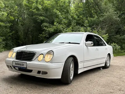 Mercedes-Benz E 320 2001 года за 4 400 000 тг. в Алматы – фото 4