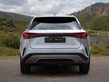 Lexus RX 350 2023 года за 29 900 000 тг. в Алматы – фото 3