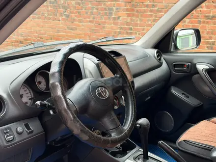 Toyota RAV4 2005 года за 5 200 000 тг. в Усть-Каменогорск – фото 11