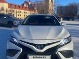 Toyota Camry 2021 года за 17 950 000 тг. в Астана