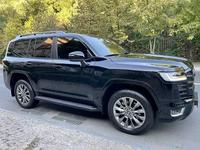 Toyota Land Cruiser 2021 года за 35 000 000 тг. в Шымкент