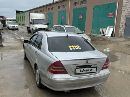 Mercedes-Benz C 200 2004 года за 4 300 000 тг. в Актобе