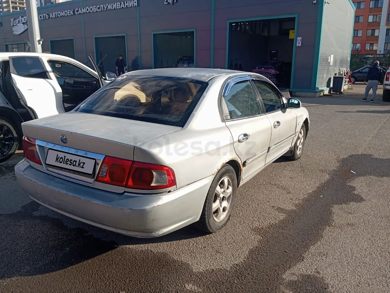 Kia Optima, 2004