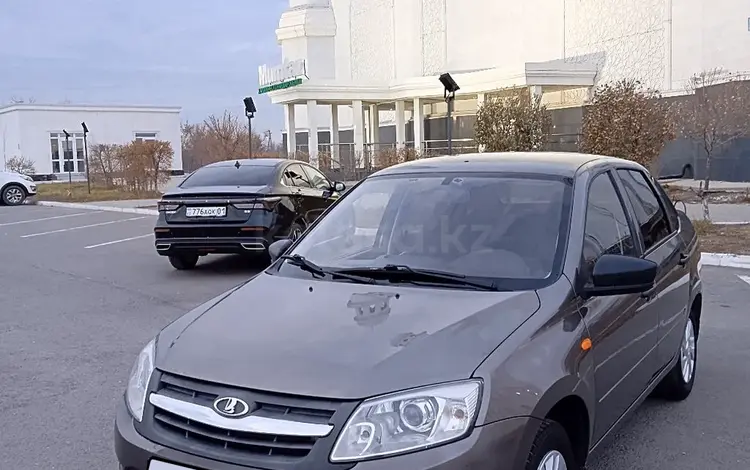 ВАЗ (Lada) Granta 2190 2015 года за 2 720 000 тг. в Астана