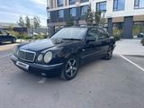 Mercedes-Benz E 280 1998 годаүшін2 200 000 тг. в Караганда – фото 2