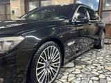 BMW 750 2010 года за 10 000 000 тг. в Алматы – фото 2