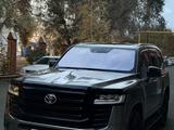 Toyota Land Cruiser 2021 года за 43 393 588 тг. в Уральск