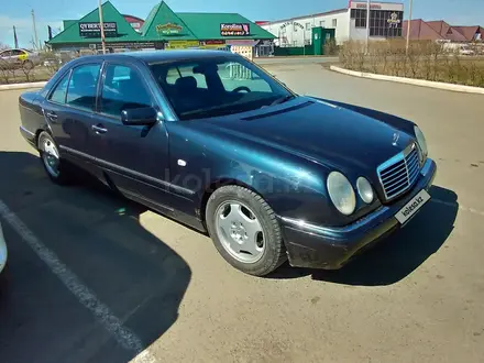 Mercedes-Benz E 280 1996 года за 2 500 000 тг. в Уральск – фото 3