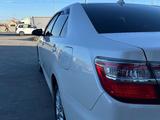 Toyota Camry 2017 годаүшін13 000 000 тг. в Атырау – фото 4