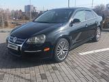Volkswagen Jetta 2006 года за 3 100 000 тг. в Алматы