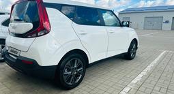 Kia Soul 2022 годаүшін9 800 000 тг. в Атырау – фото 3