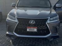 Lexus LX 570 2015 годаfor35 000 000 тг. в Актау