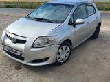 Toyota Auris 2008 годаfor3 300 000 тг. в Атырау