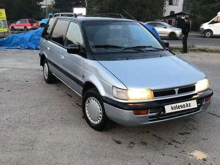 Mitsubishi Space Wagon 1993 года за 1 400 000 тг. в Алматы – фото 3