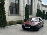 BMW 525 1990 года за 600 000 тг. в Алматы – фото 2
