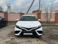 Toyota Camry 2021 года за 14 000 000 тг. в Актау – фото 2