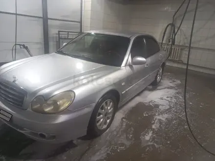 Hyundai Sonata 2004 года за 2 000 000 тг. в Астана – фото 4