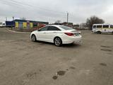 Hyundai Sonata 2011 года за 5 600 000 тг. в Уральск – фото 3