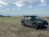 Toyota 4Runner 2019 годаүшін18 000 000 тг. в Астана – фото 2