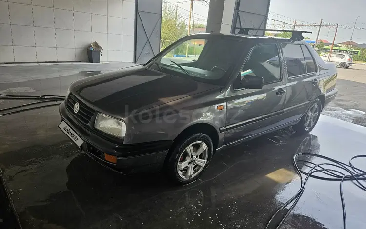 Volkswagen Vento 1994 года за 1 250 000 тг. в Шымкент