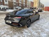 Hyundai Elantra 2023 годаfor8 400 000 тг. в Астана – фото 4