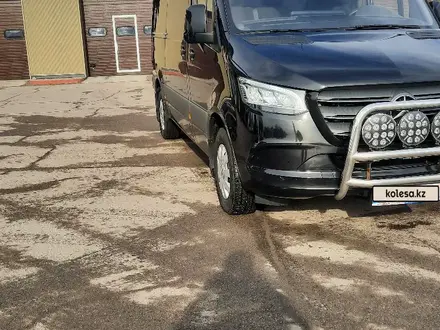 Mercedes-Benz Sprinter 2020 года за 19 900 000 тг. в Алматы – фото 3