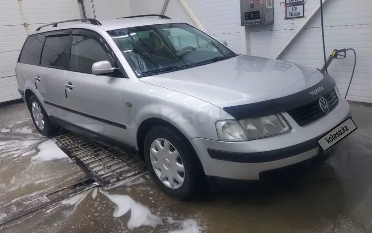 Volkswagen Passat 1998 годаfor2 300 000 тг. в Астана