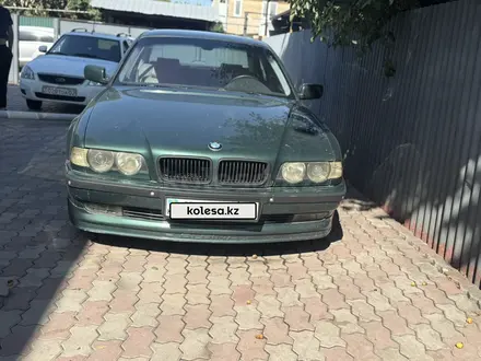 BMW 728 1996 года за 3 200 000 тг. в Алматы