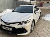 Toyota Camry 2021 года за 15 000 000 тг. в Алматы