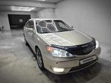 Toyota Camry 2005 года за 5 350 000 тг. в Балхаш – фото 2