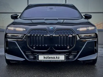 BMW i7 2023 года за 103 000 000 тг. в Усть-Каменогорск – фото 2