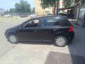 Volkswagen Golf 2005 года за 2 000 000 тг. в Тараз – фото 2