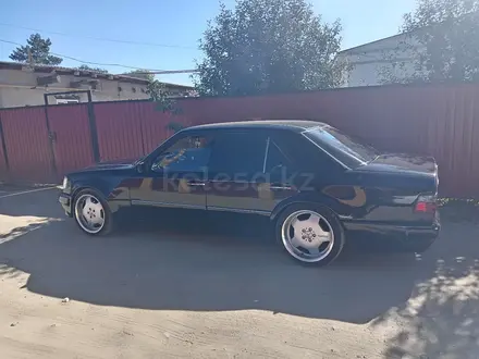 Mercedes-Benz E 280 1995 года за 6 500 000 тг. в Актобе – фото 10