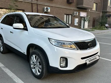 Kia Sorento 2013 года за 7 300 000 тг. в Атырау – фото 3