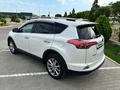 Toyota RAV4 2018 года за 15 800 000 тг. в Актау – фото 8