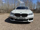 BMW M760 2017 года за 35 000 000 тг. в Астана – фото 2