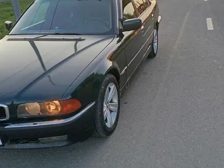 BMW 728 1998 года за 3 200 000 тг. в Астана