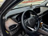 Hyundai Santa Fe 2019 года за 12 500 000 тг. в Шымкент – фото 3
