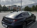 Hyundai Sonata 2021 годаүшін11 800 000 тг. в Астана – фото 4