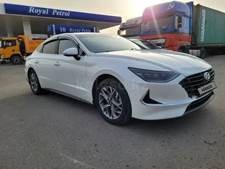 Hyundai Sonata 2020 года за 11 500 000 тг. в Алматы