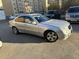 Mercedes-Benz E 320 2003 года за 5 000 000 тг. в Астана – фото 3