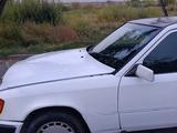 Mercedes-Benz E 230 1989 годаfor750 000 тг. в Талдыкорган – фото 3